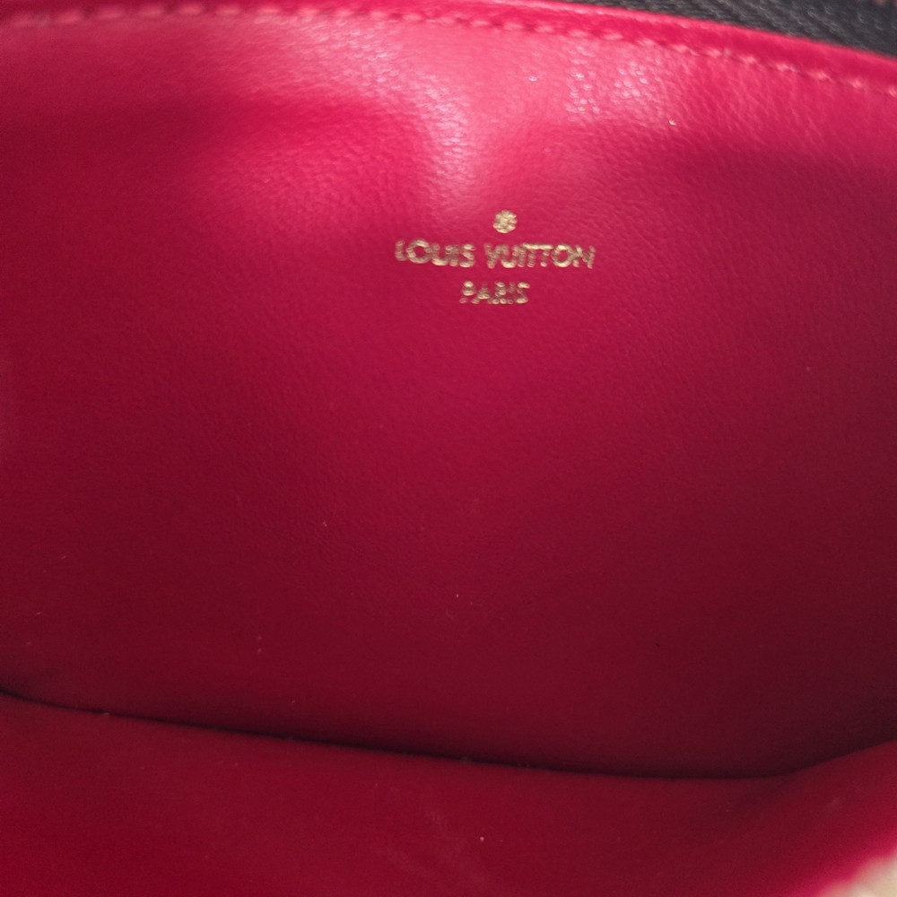Louis Vuitton Damier Wallet or Make-Up Pouch - Picture 4 of 9